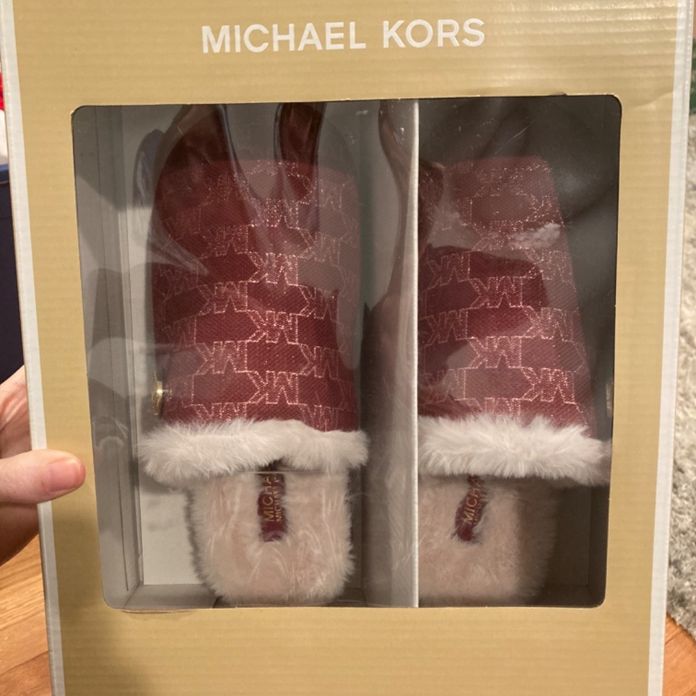 NEW Michael Kors Alexis Slipper in Mulberry Size 9 - Picture 2 of 5